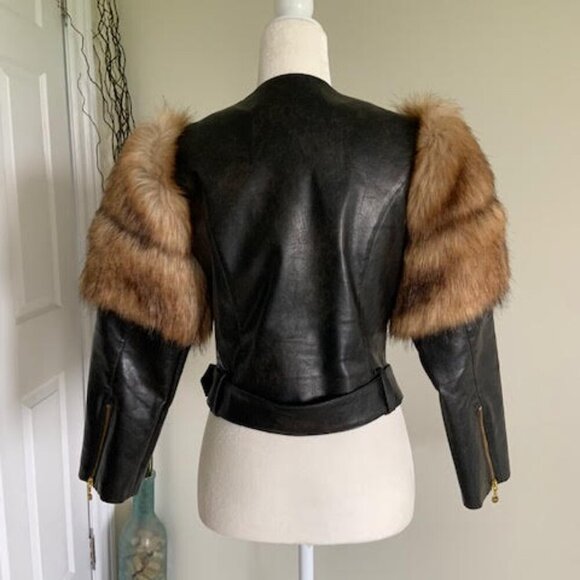 Stunning Brown Faux Fur Women's Jacket Size 4 - Picture 3 of 10